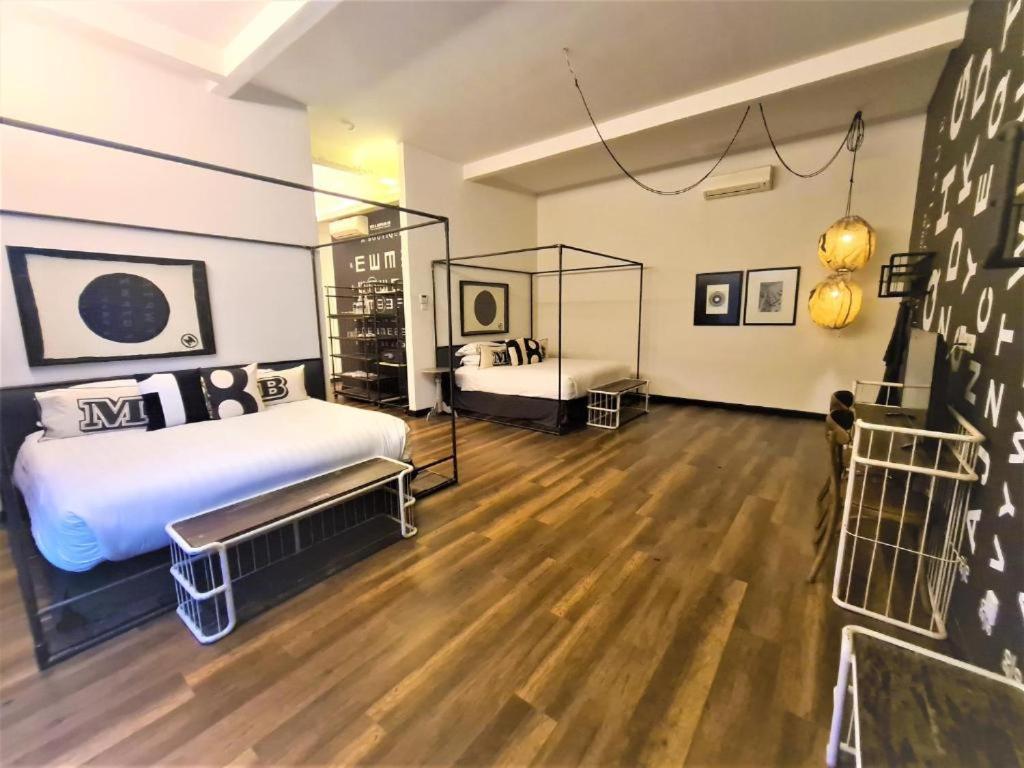 Deluxe Family Suite,1018957759:JPEG